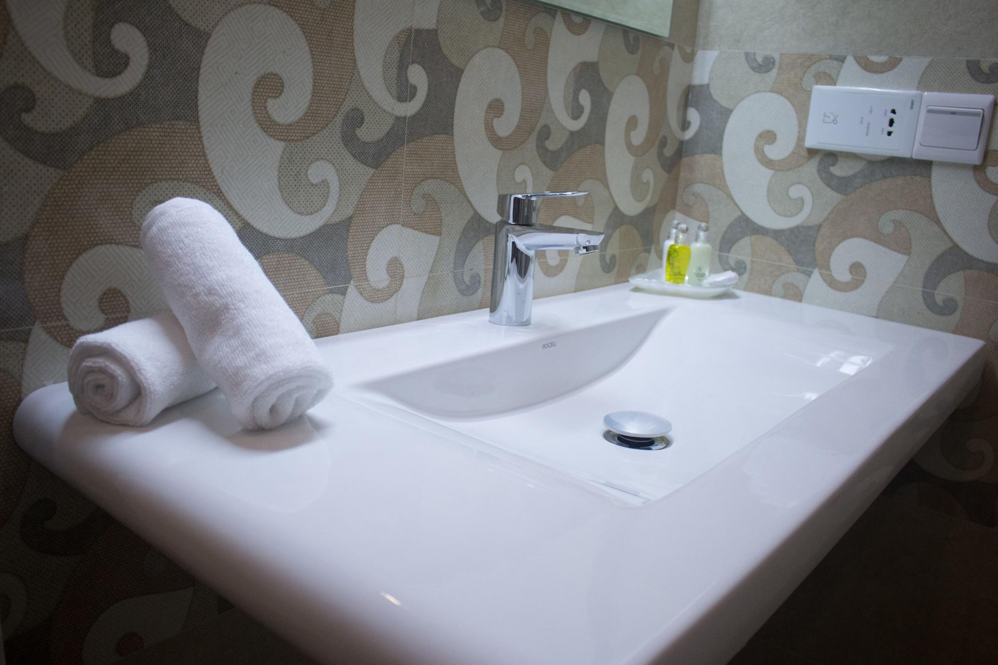 The Suite 262 Negombo Luaran gambar